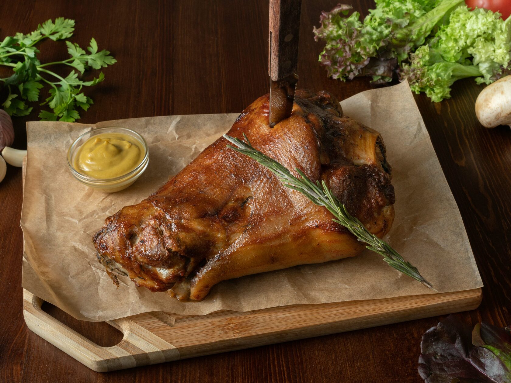 Рулька по-Баварскому рецепту в хрустящей корочке